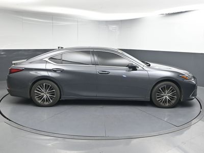 2022 Lexus ES 350 Sedan - Photo 8