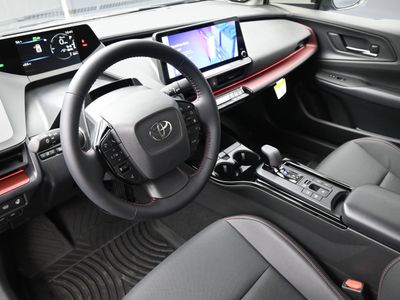2026 Toyota Prius Plug-in Hybrid XSE Premium Hatchback - Photo 12