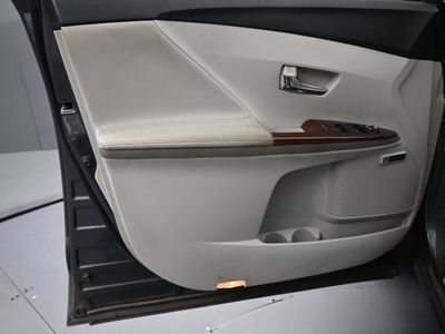 2010 Toyota Venza Base V6 Crossover - Photo 14