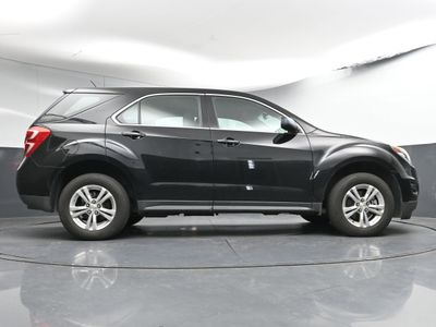 2017 Chevrolet Equinox LS SUV - Photo 24
