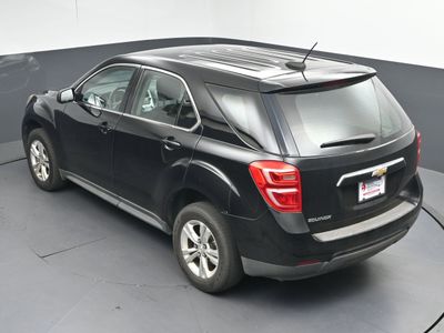 2017 Chevrolet Equinox LS SUV - Photo 35