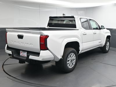 2026 Toyota Tacoma SR5 Truck Double Cab - Photo 5