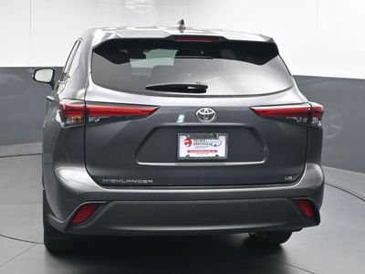 2022 Toyota Highlander LE SUV — engine compartment view