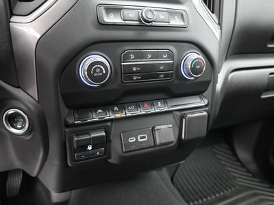 2025 Chevrolet Silverado 1500 Custom Truck Crew Cab - Photo 13