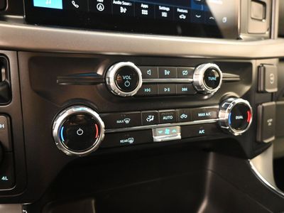 2024 Ford F-150 XLT Truck SuperCrew Cab - Photo 13