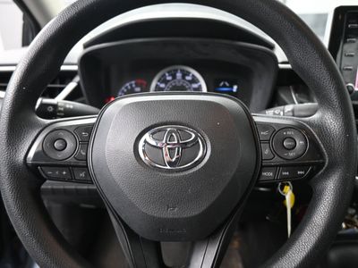 2020 Toyota Corolla LE Sedan - Photo 10