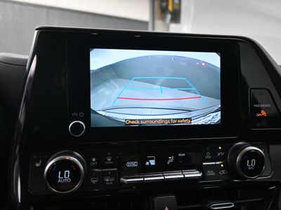 2024 Toyota Highlander XLE SUV - Photo 12