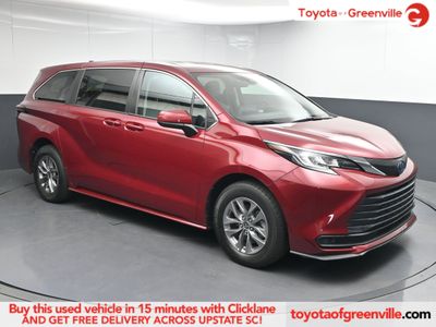 2021 Toyota Sienna LE 8 Passenger Van - Photo 3