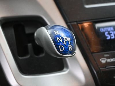 2012 Toyota Prius v Two Wagon - Photo 11