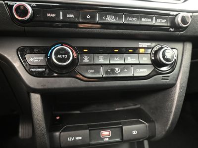 2022 Kia Niro EV EX Premium SUV - Photo 13