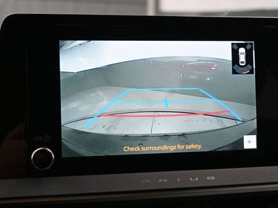 2025 Toyota Prius LE Hatchback — photo 12 view