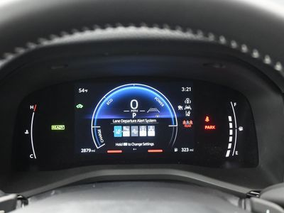 2025 Toyota Camry SE Sedan — photo 9 view