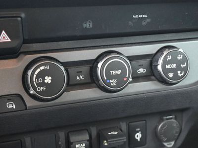 2020 Toyota Tacoma TRD Sport V6 Truck Double Cab - Photo 13