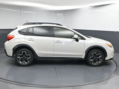 2013 Subaru XV Crosstrek 2.0i Premium w/Moonroof SUV - Photo 8