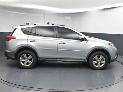 2013 Toyota RAV4 XLE SUV - Photo 8