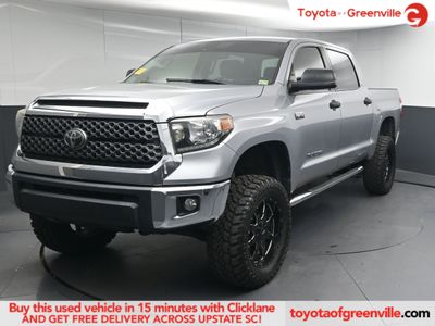2020 Toyota Tundra SR5 5.7L V8 Truck CrewMax — front three-quarter view