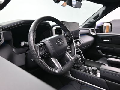 2024 Toyota Tundra Platinum Truck CrewMax — photo 14 view