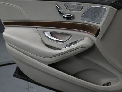 2015 Mercedes-Benz S-Class S 550 4MATIC Sedan - Photo 15