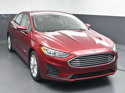 2019 Ford Fusion Hybrid SE Sedan - Photo 1