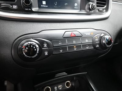 2020 Kia Sorento 2.4L LX SUV - Photo 13