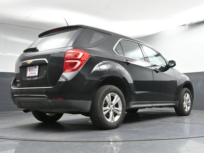 2017 Chevrolet Equinox LS SUV - Photo 25
