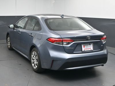 2020 Toyota Corolla LE Sedan - Photo 5