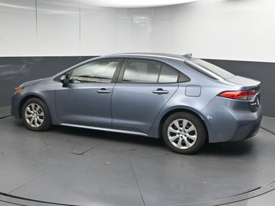 2020 Toyota Corolla LE Sedan - Photo 4