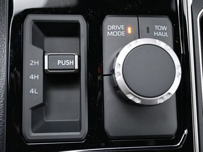2025 Toyota Tundra SR5 Truck CrewMax - Photo 11
