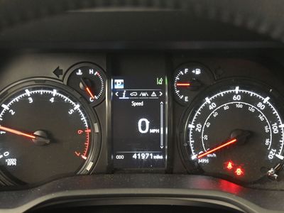 2024 Toyota 4Runner SR5 SUV — photo 9 view
