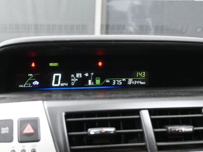 2012 Toyota Prius v Two Wagon - Photo 9