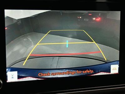 2025 Toyota Camry SE Sedan — photo 12 view