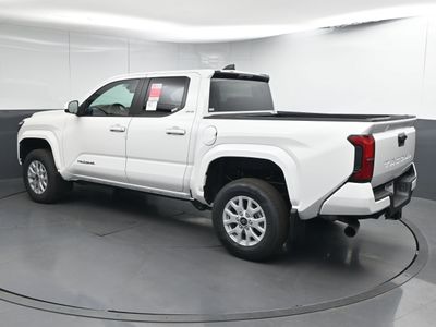 2026 Toyota Tacoma SR5 Truck Double Cab - Photo 4