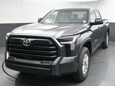 2025 Toyota Tundra SR5 Truck CrewMax - Photo 2