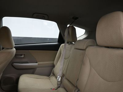 2012 Toyota Prius v Two Wagon - Photo 14