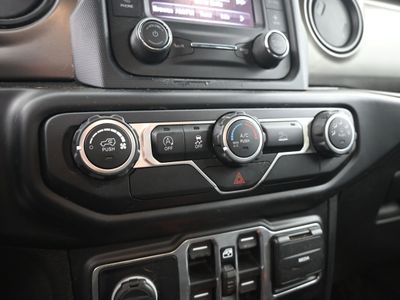 2020 Jeep Gladiator Sport Truck Crew Cab - Photo 13