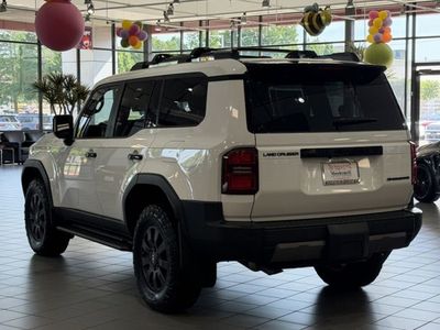 2026 Toyota Land Cruiser - Photo 4