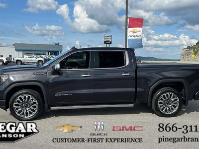 2025 GMC Sierra 1500 — interior view