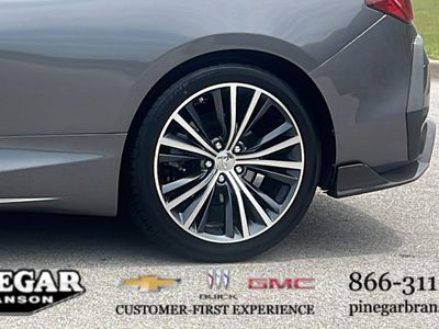 2019 INFINITI Q60 — detail view