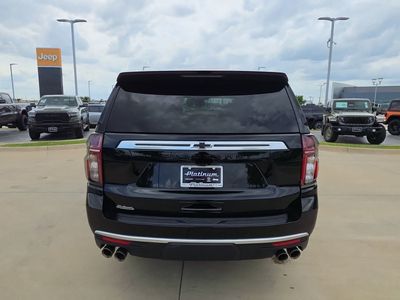 2022 Chevrolet Suburban — interior view