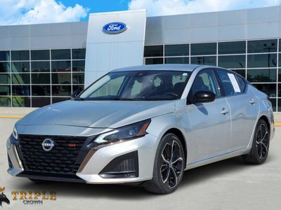 2023 Nissan Altima — side profile view