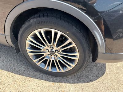 2016 Lincoln MKX — detail view