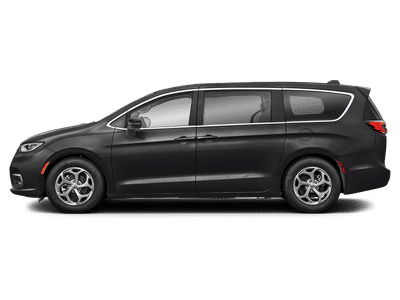 2025 Chrysler Pacifica — rear three-quarter view