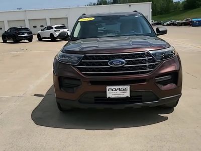 2020 Ford Explorer — rear three-quarter view