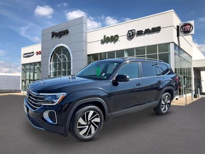 2025 Volkswagen Atlas — interior view