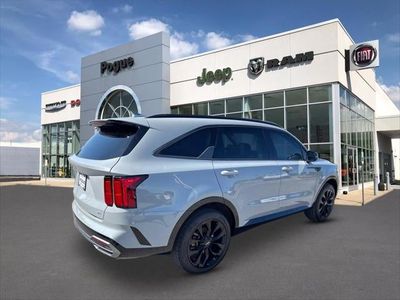 2023 Kia Sorento — side profile view