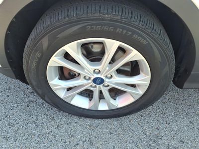 2019 Ford Escape — detail view