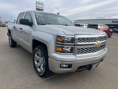 2014 Chevrolet Silverado 1500 — rear three-quarter view