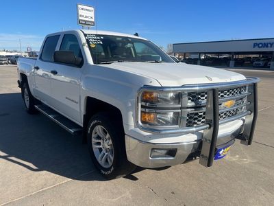 2014 Chevrolet Silverado 1500 — rear three-quarter view