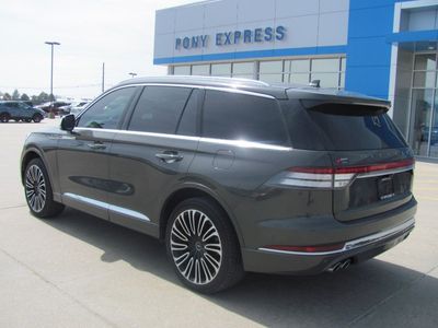 2020 Lincoln Aviator — detail view