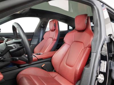 2024 Porsche Taycan — detail view